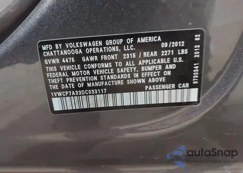 2013 Volkswagen Passat 2.5L Sel Premium z USA, uszkodzony, nr VIN 1VWCP7A33DC033117